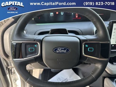 Certified 2025 Ford Expedition Active AWD/4WD image 25