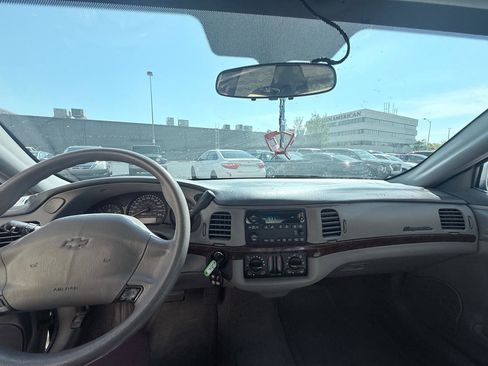 Used 2004 Chevrolet Impala w/ Preferred Equipment Group image 16