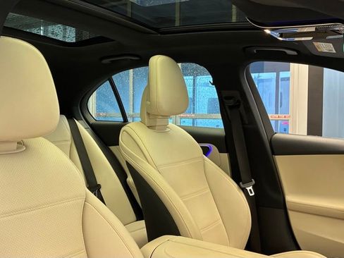 Used 2023 Mercedes-Benz C 300 4MATIC Sedan image 30