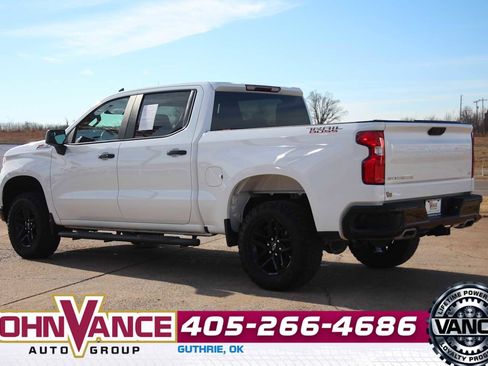 Used 2022 Chevrolet Silverado 1500 LT Trail Boss image 8