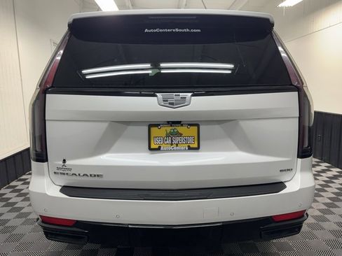 Used 2021 Cadillac Escalade ESV Sport image 6