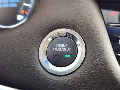 Used 2013 Cadillac XTS Premium image 26