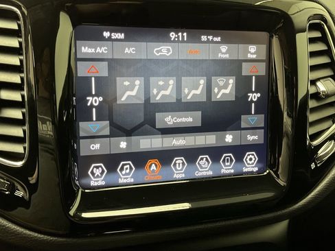 Used 2020 Jeep Compass Limited w/ Trailer Tow Group image 18