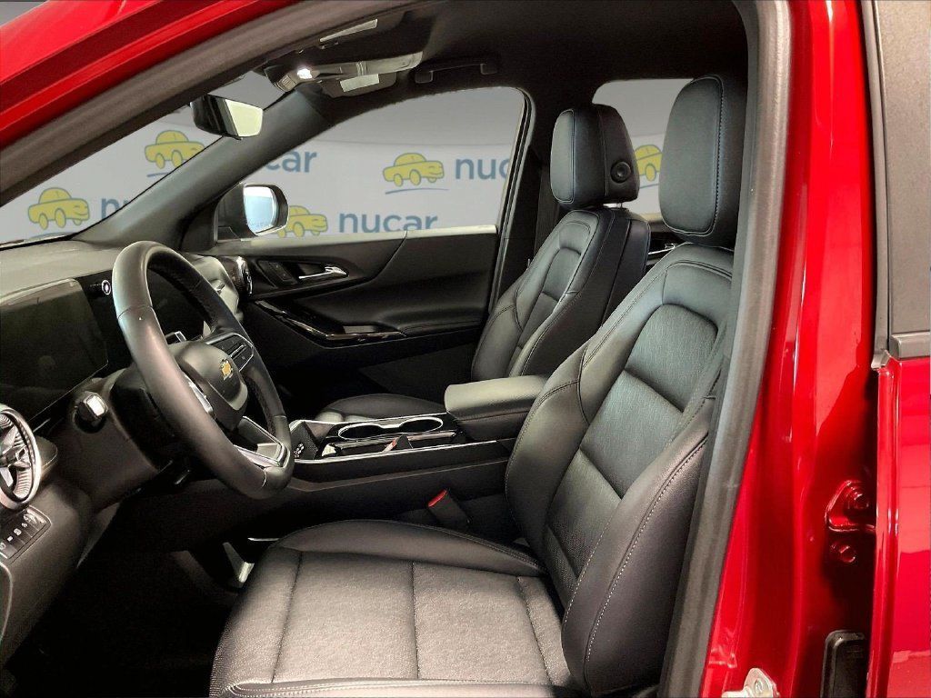Used 2025 Chevrolet Equinox LT w/ Convenience Package II AWD/4WD image 10