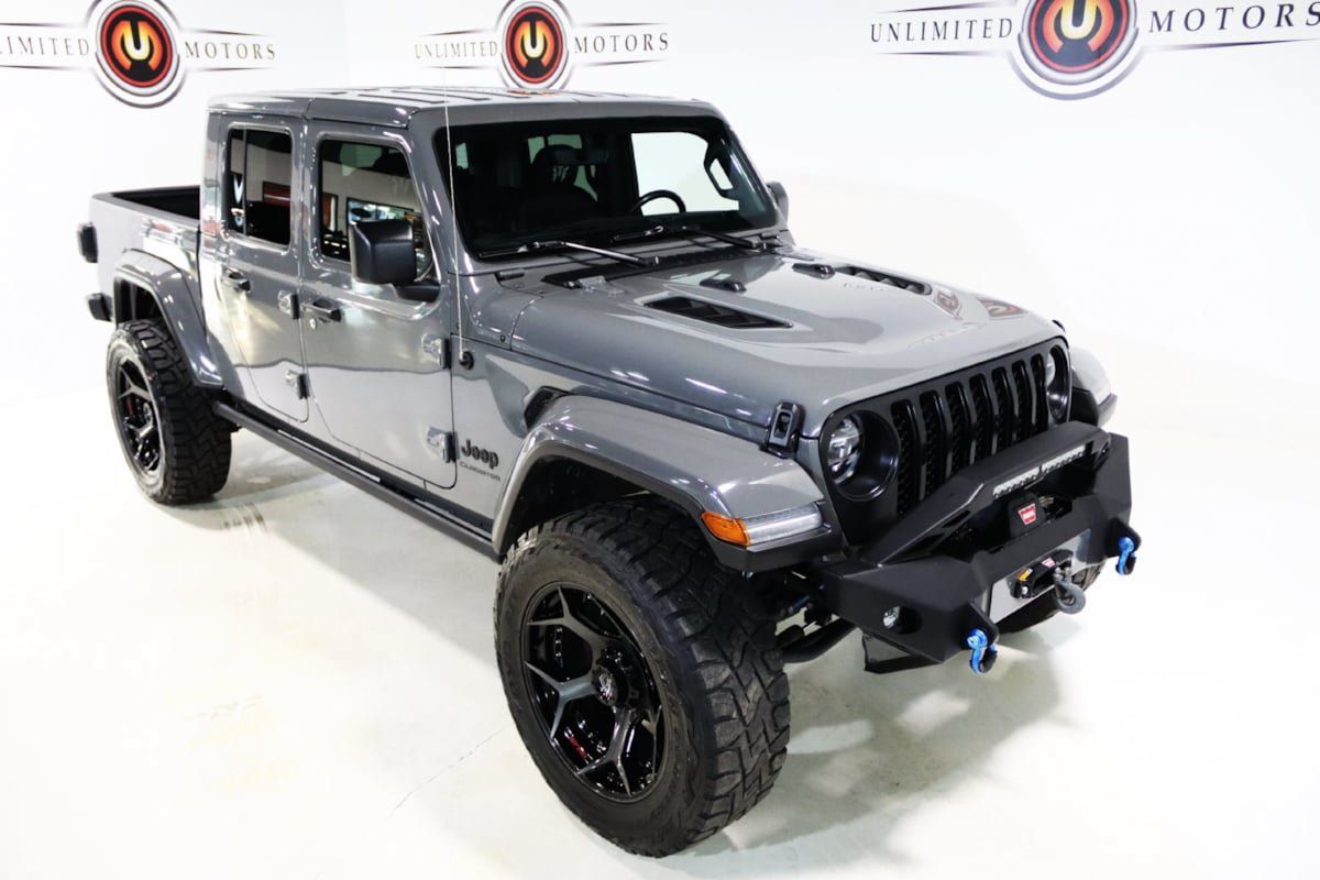 Used 2021 Jeep Gladiator Overland w/ Popular Equipment Package AWD/4WD image 24