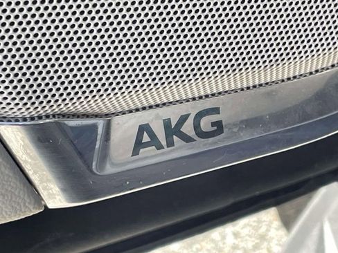 Used 2022 Cadillac Escalade Sport Platinum image 19