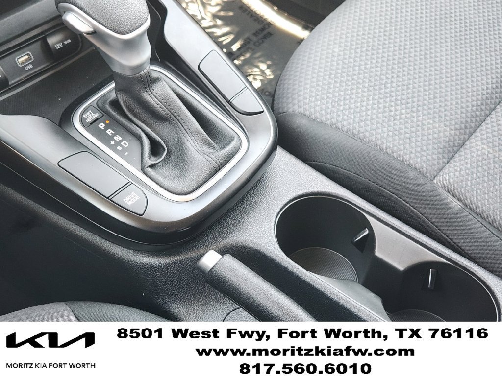 Used 2025 Kia Soul LX w/ LX Technology Package FWD image 10