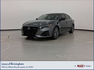 Used 2024 Nissan Altima 2.0 SR image 1