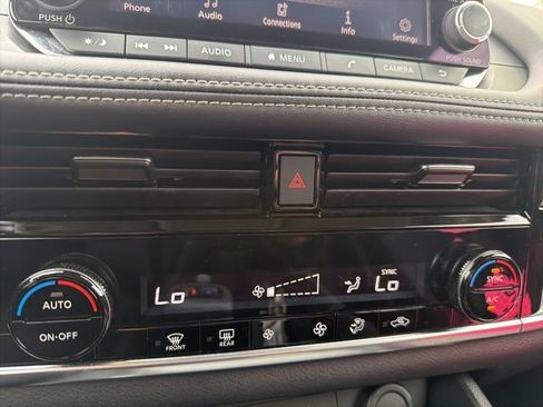 Certified 2022 Nissan Rogue SV image 23