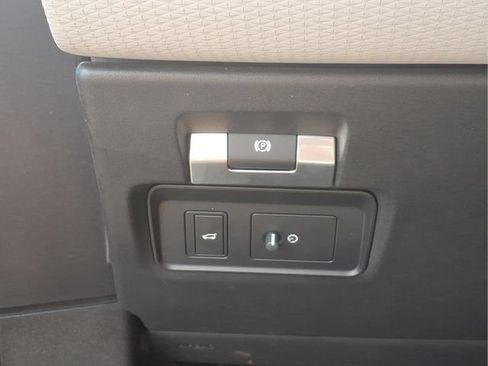 Used 2020 Land Rover Range Rover Evoque S AWD/4WD image 15
