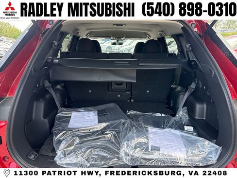 New 2026 Mitsubishi Outlander ES image 15