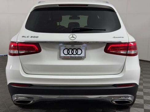 Used 2019 Mercedes-Benz GLC 300 4MATIC image 10