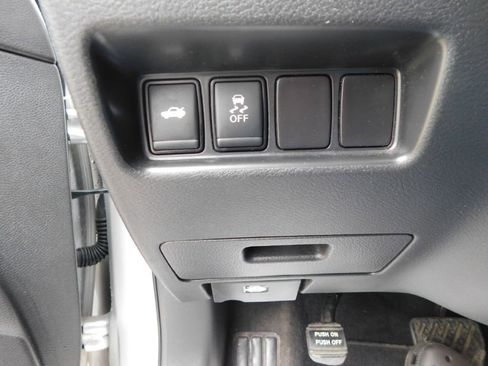 Used 2017 Nissan Maxima 3.5 S image 24