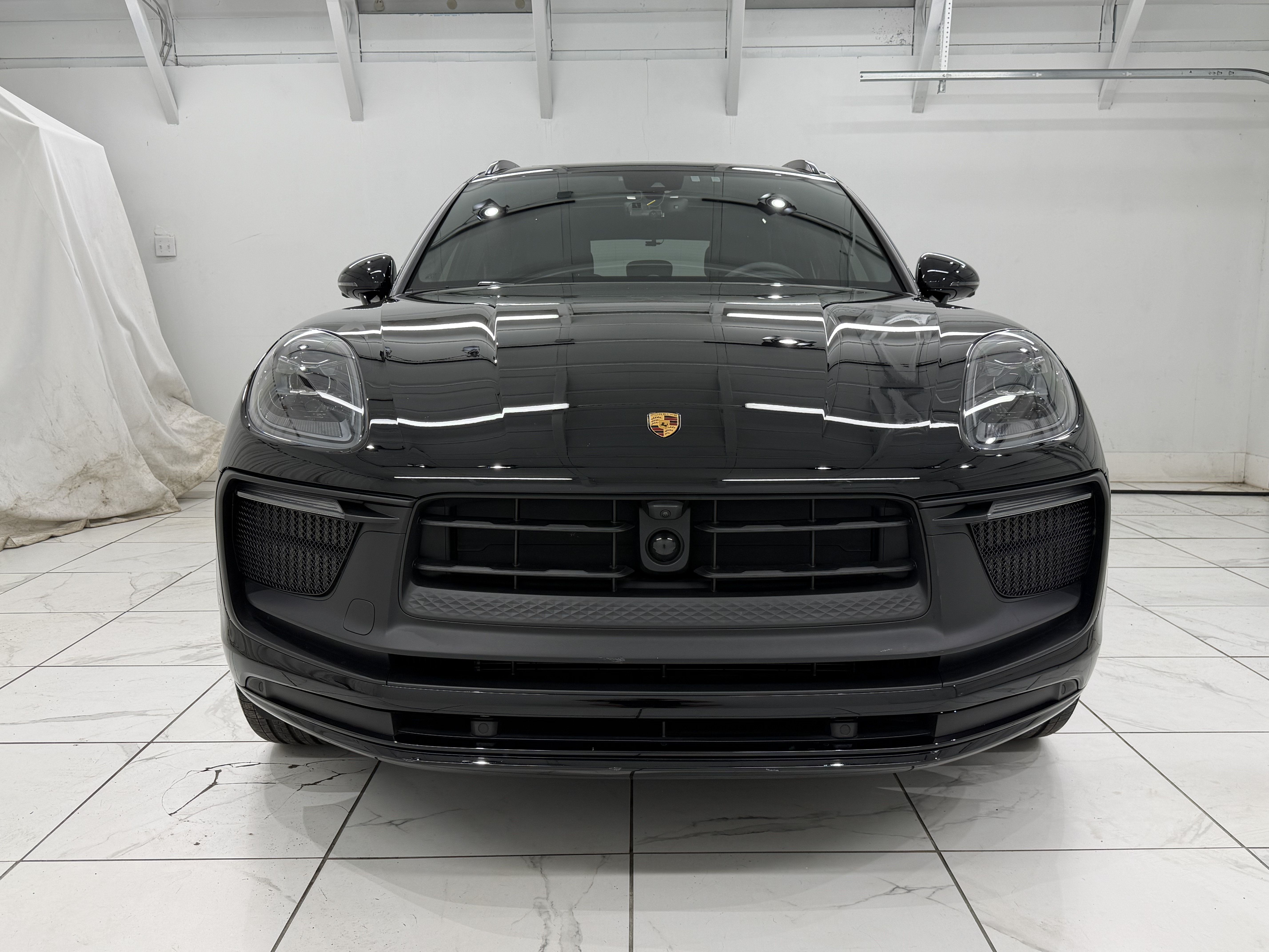 Used 2026 Porsche Macan GTS AWD/4WD image 9