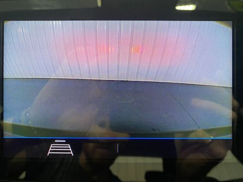 Used 2020 Chevrolet Malibu LT image 8