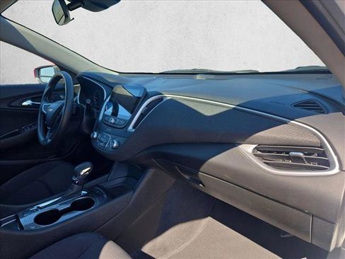 Used 2023 Chevrolet Malibu LS image 20