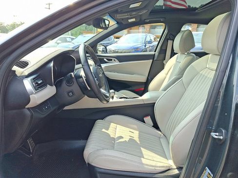 Used 2023 Genesis G70 2.0T w/ Sport Prestige Package AWD/4WD image 14