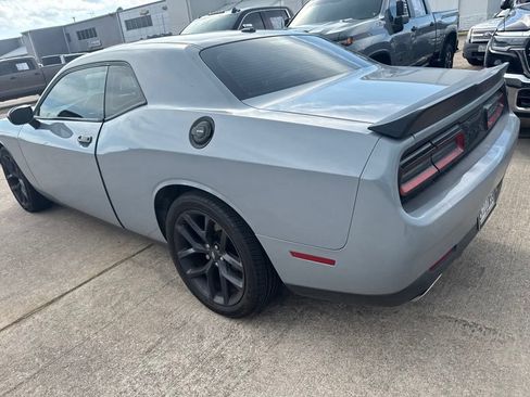 Used 2020 Dodge Challenger SXT w/ Blacktop Package RWD image 2