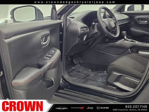 Used 2025 Honda HR-V Sport image 25