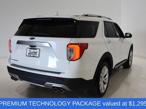 Used 2023 Ford Explorer Platinum w/ Premium Technology Package RWD image 4