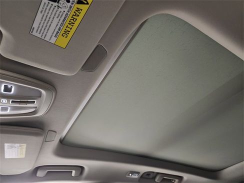 Used 2025 Volvo XC90 B5 Plus image 26