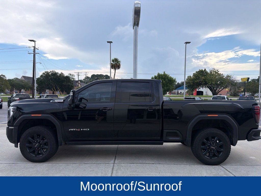 Used 2026 GMC Sierra 2500 AT4 w/ AT4 Premium Plus Package AWD/4WD image 3