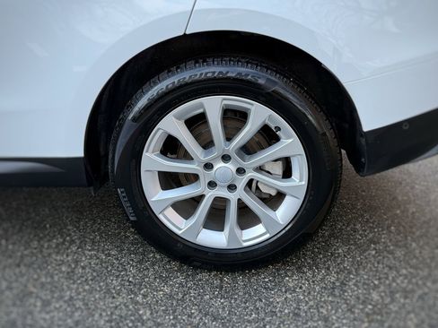 Used 2025 Land Rover Range Rover Sport SE image 10