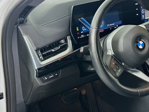 Used 2025 BMW X2 xDrive28i image 17