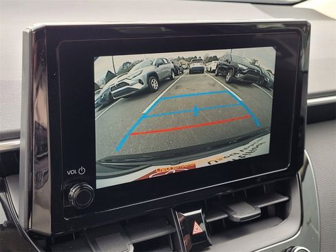 Certified 2023 Toyota Corolla LE image 17