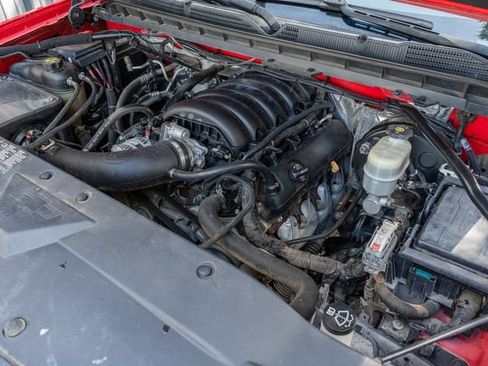 Used 2018 Chevrolet Silverado 1500 LT w/ All Star Edition AWD/4WD image 11