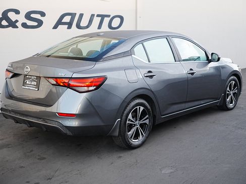Used 2022 Nissan Sentra SV image 4