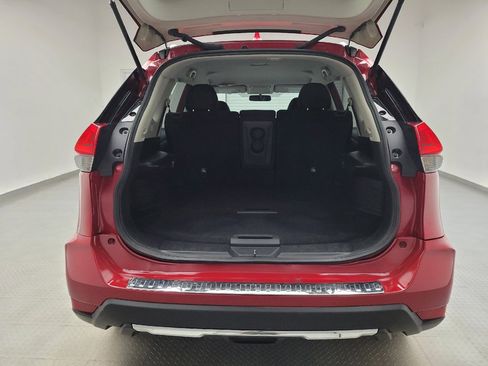 Used 2017 Nissan Rogue SV AWD/4WD image 29