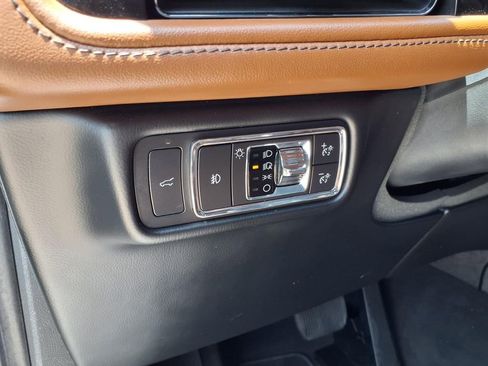 Used 2023 Lincoln Aviator Reserve w/ Equipment Group 201A RWD image 22