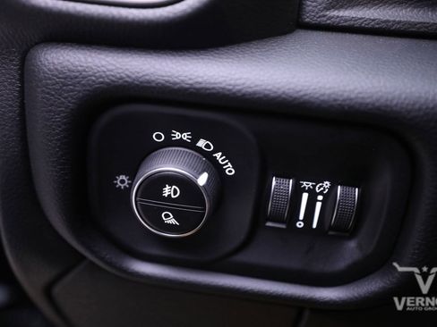 New 2025 RAM 3500 Laramie image 17