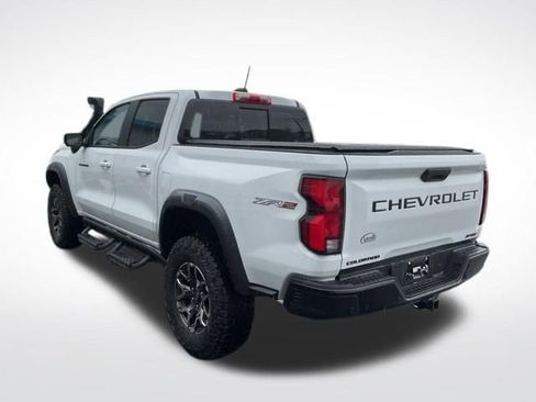 Used 2025 Chevrolet Colorado ZR2 w/ Technology Package AWD/4WD image 5