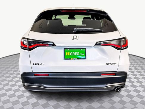 Used 2023 Honda HR-V Sport image 8