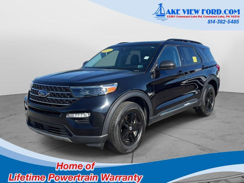 Used 2024 Ford Explorer XLT w/ Equipment Group 202A AWD/4WD image 11