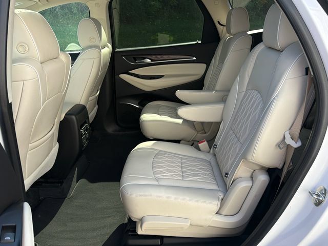 Used 2023 Buick Enclave Avenir w/ Avenir Technology Package AWD/4WD image 29