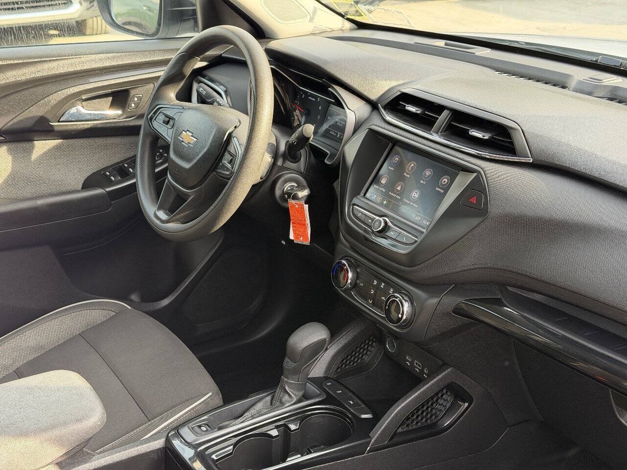 Used 2021 Chevrolet TrailBlazer LS FWD image 10
