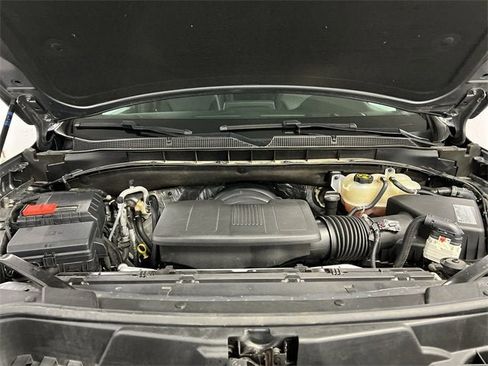 Used 2021 Chevrolet Suburban Z71 w/ Luxury Package image 30