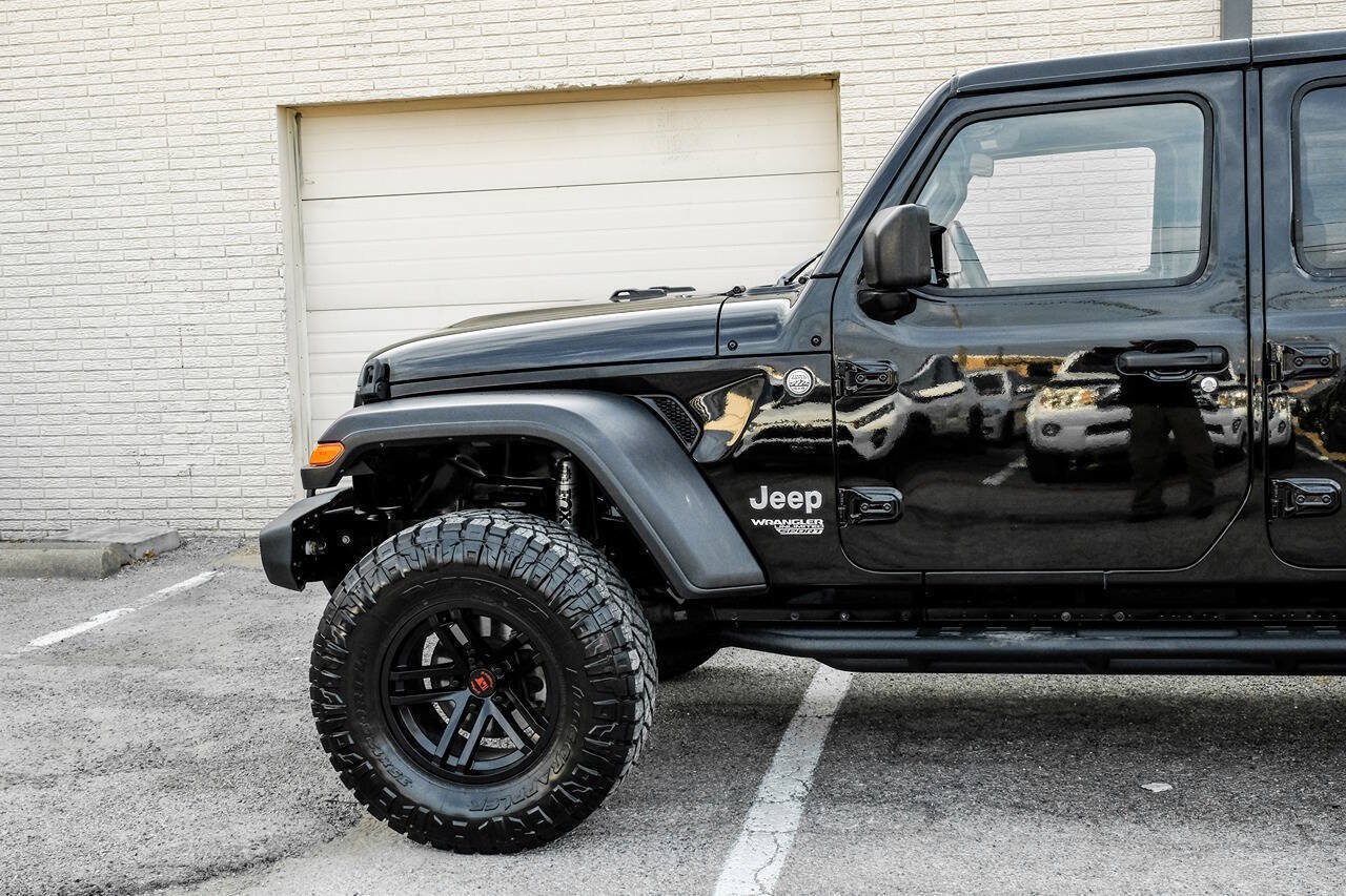 Used 2019 Jeep Wrangler Unlimited Sport S AWD/4WD image 16