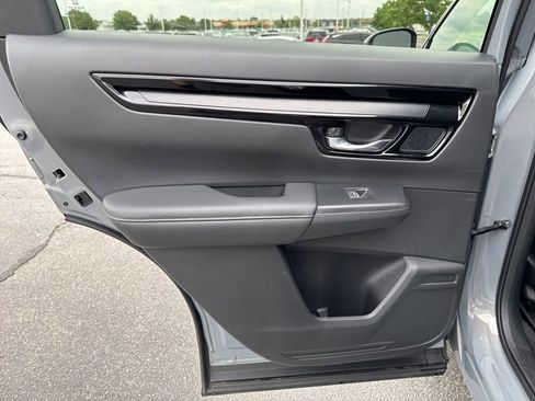 Used 2025 Honda CR-V EX-L image 34