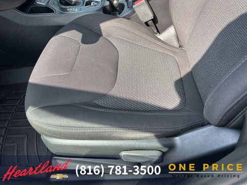 Used 2019 Jeep Cherokee Latitude w/ Popular Appearance Group image 19