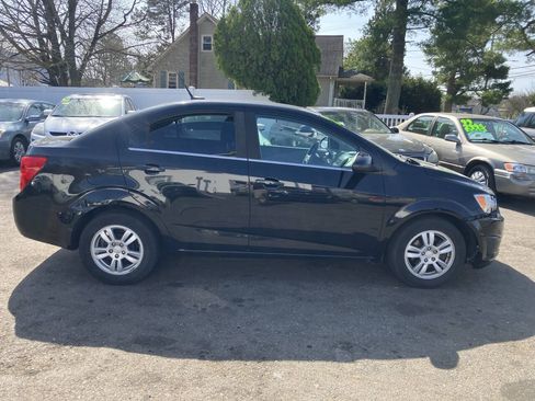 Used 2012 Chevrolet Sonic LT FWD image 6