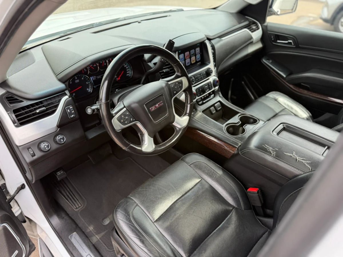 Used 2019 GMC Yukon SLT AWD/4WD image 21