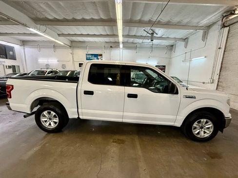 Used 2018 Ford F150 XLT RWD image 4