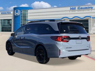 New 2026 Honda Odyssey Sport-L video 2