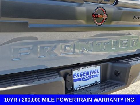 Used 2025 Nissan Frontier PRO-4X w/ Pro Convenience Package AWD/4WD image 16