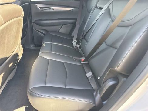 Used 2022 Cadillac XT5 Luxury image 15