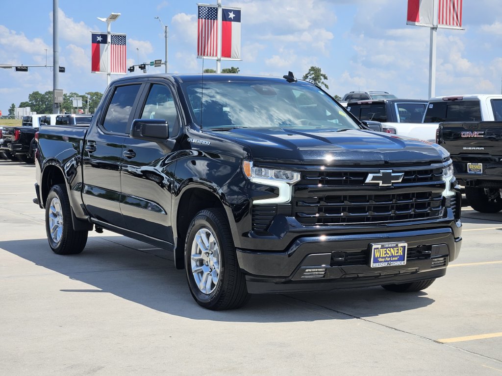 Used 2026 Chevrolet Silverado 1500 RST RWD image 3